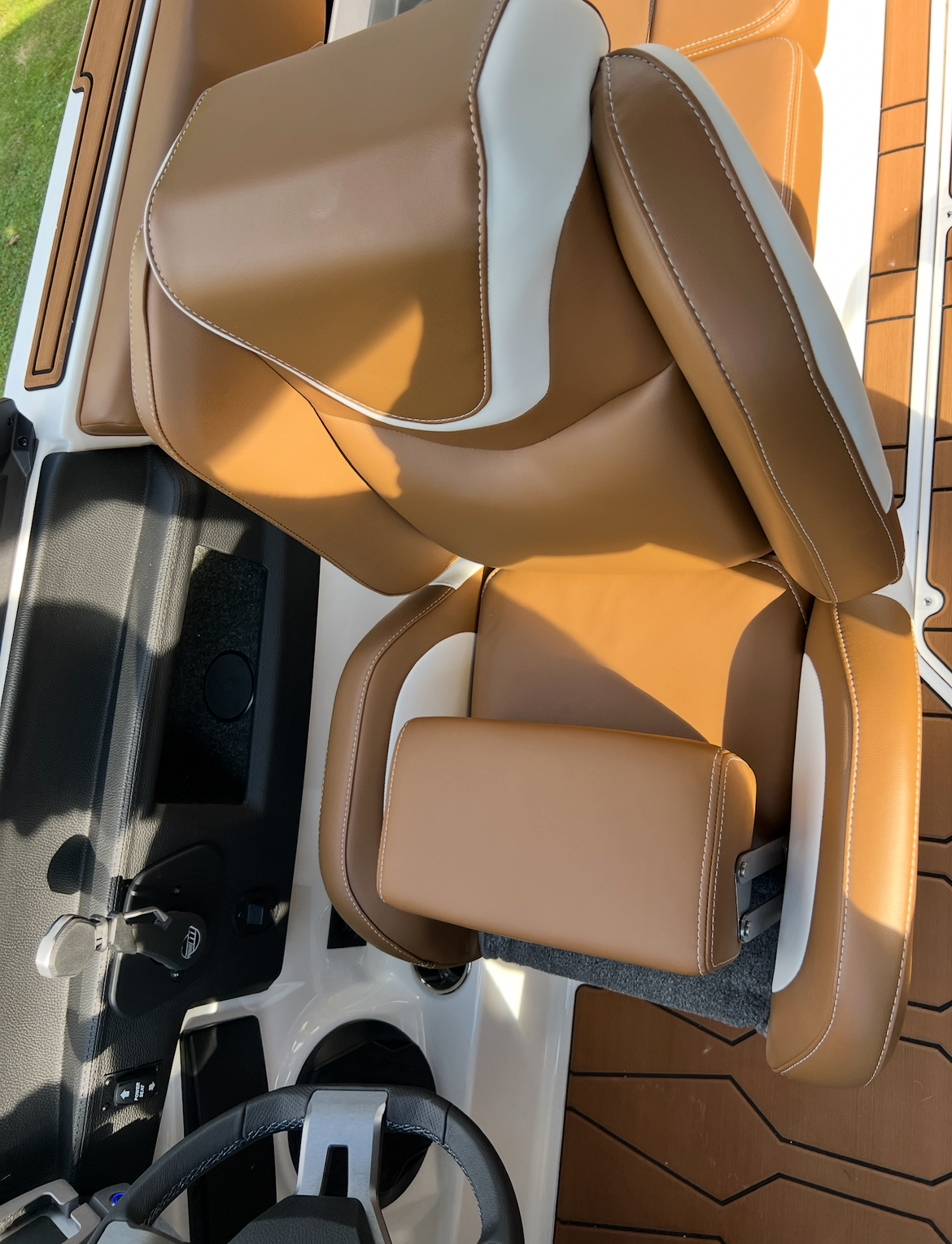 2024 MALIBU 23 MXZ  Icon